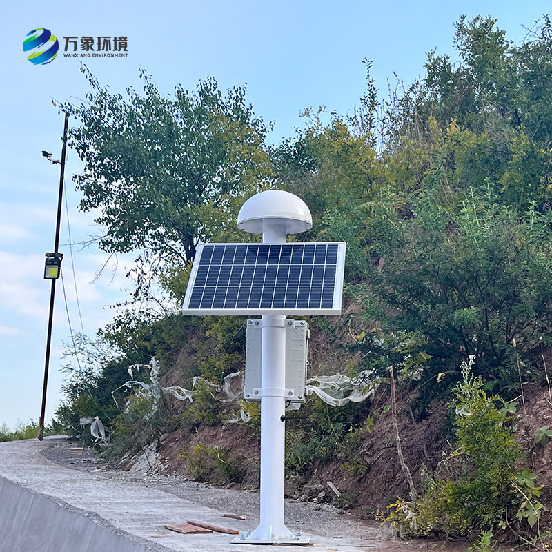 Land subsidence monitoring equipment uses GNSS positioning to monitor small displacements